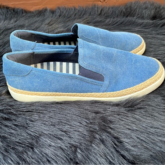 Vionic “Rae” Slip on Sneakers - Picture 10 of 16